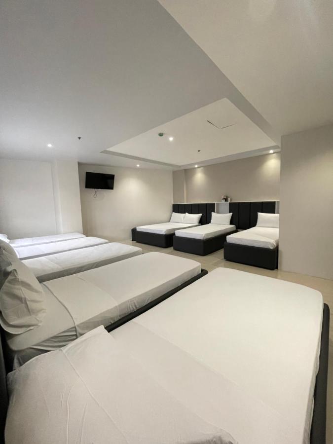 Central Block Inn Баколод Экстерьер фото