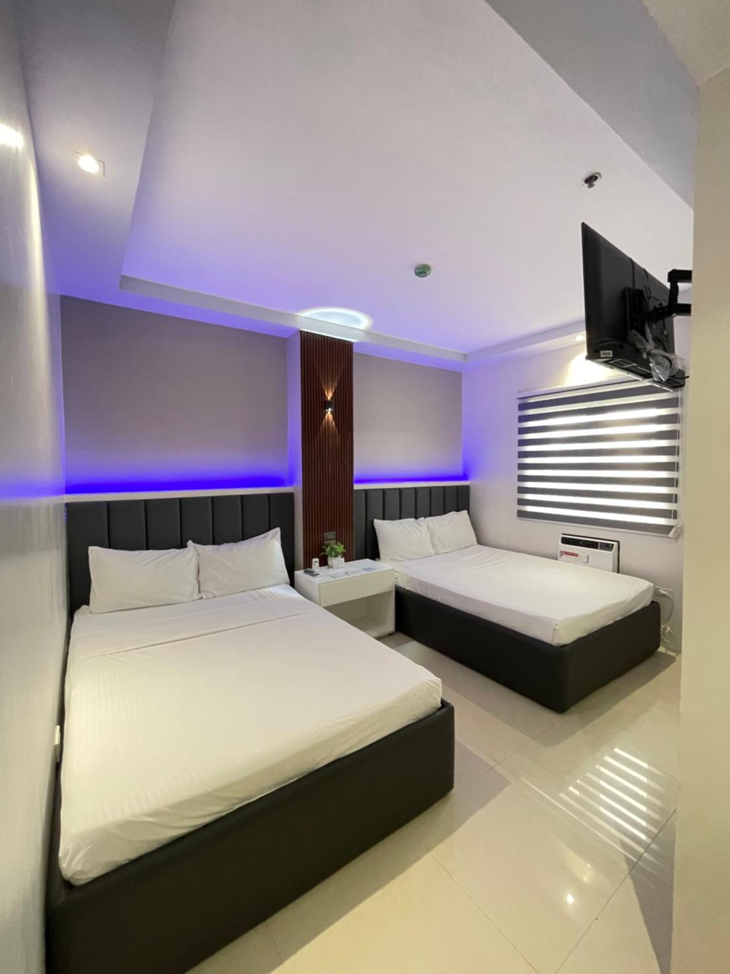 Central Block Inn Баколод Экстерьер фото